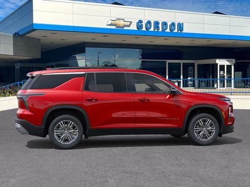 New 2026 Chevrolet Traverse LT FWD image 5