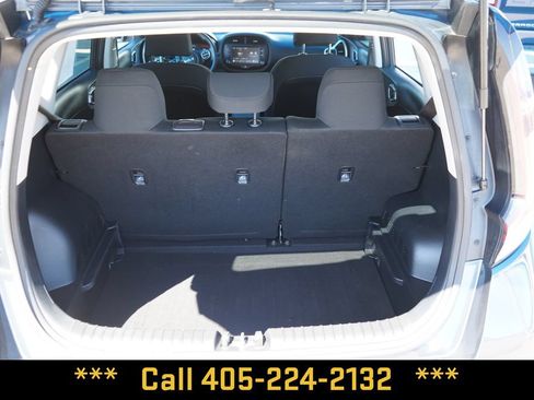 Used 2024 Kia Soul LX w/ Option Group 015 FWD image 22