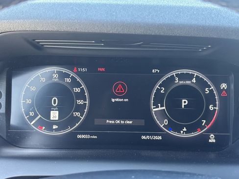 Used 2020 Land Rover Discovery Sport SE R-Dynamic image 30