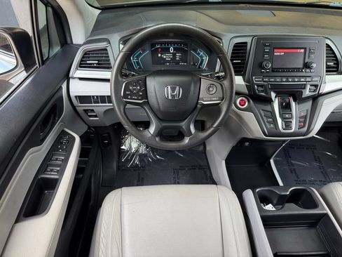 Used 2019 Honda Odyssey LX image 24