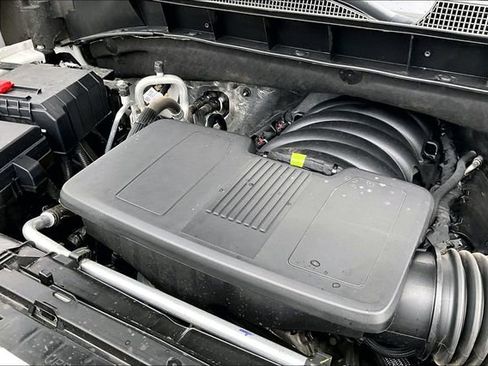 Used 2024 Chevrolet Silverado 1500 LTZ w/ Technology Package AWD/4WD image 34