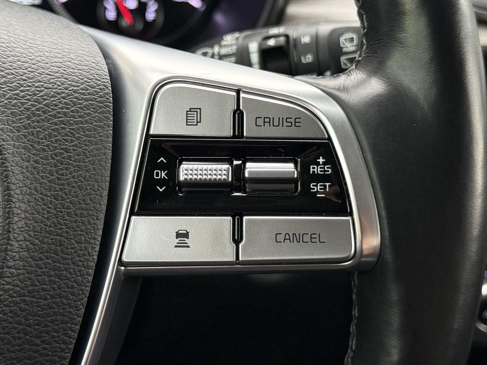 Used 2021 Kia Telluride SX w/ Towing Package AWD/4WD image 38
