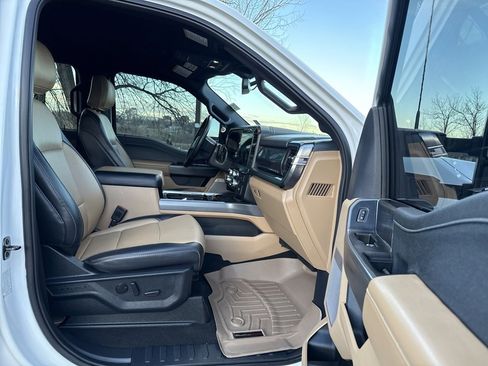 Certified 2025 Ford F350 Lariat w/ Lariat Ultimate Package image 30