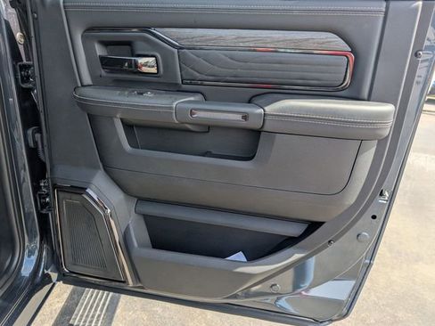 New 2026 RAM 3500 Limited AWD/4WD image 31