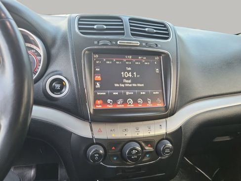 Used 2014 Dodge Journey R/T w/ Flexible Seating Group image 20