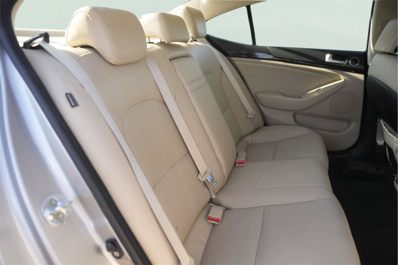 Used 2015 Kia Cadenza Premium FWD image 16