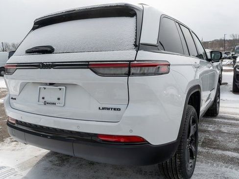 New 2025 Jeep Grand Cherokee Limited image 5