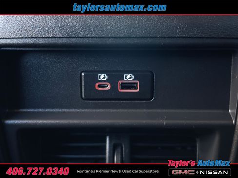 Used 2023 Nissan Murano S image 25