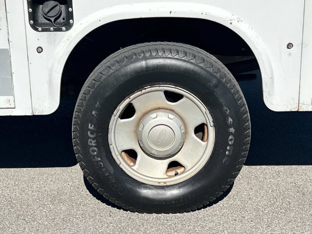 Used 2006 Ford F250 4x4 Regular Cab Super Duty image 15