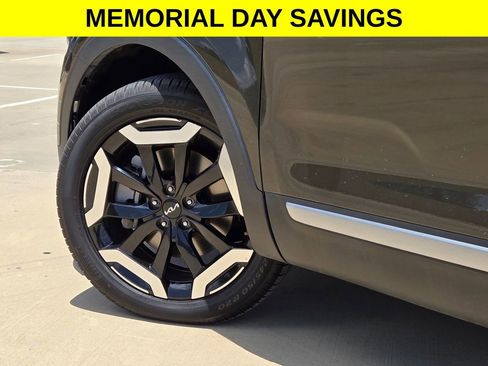 Used 2025 Kia Telluride S AWD/4WD image 32