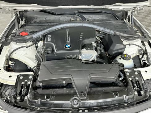 Used 2015 BMW 320i Sedan RWD image 28