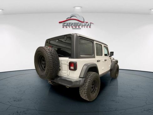 Used 2019 Jeep Wrangler Unlimited Sport S AWD/4WD image 16