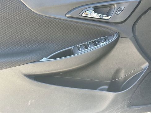Used 2025 Chevrolet Malibu LT image 10