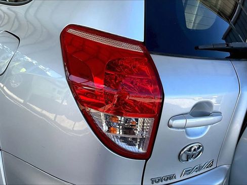 Used 2007 Toyota RAV4 Sport image 17