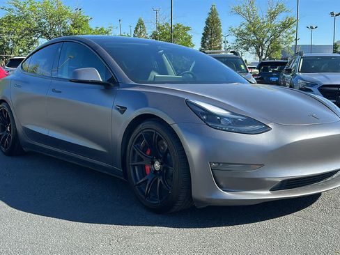 Used 2022 Tesla Model 3 Performance AWD/4WD image 3