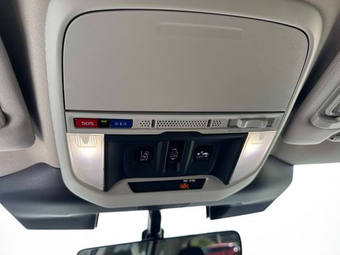 Used 2024 Subaru Forester Touring w/ POP Package 3 AWD/4WD image 28