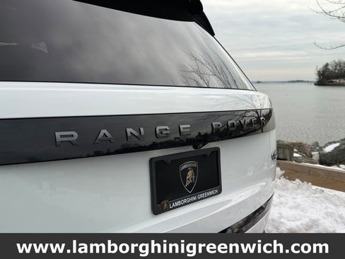 Used 2022 Land Rover Range Rover SE image 17