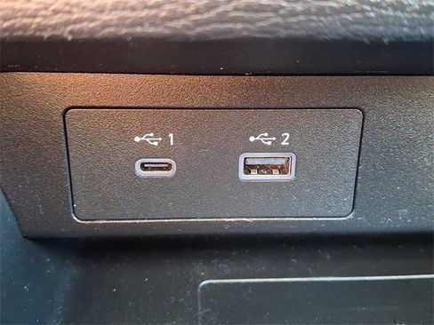 Used 2024 Mitsubishi Outlander SE image 25