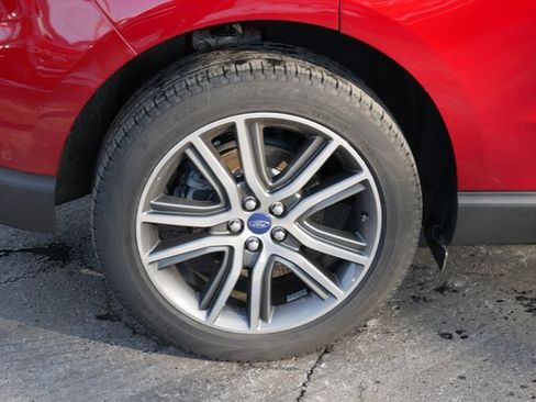 Used 2019 Ford Edge Titanium w/ Equipment Group 301A image 14