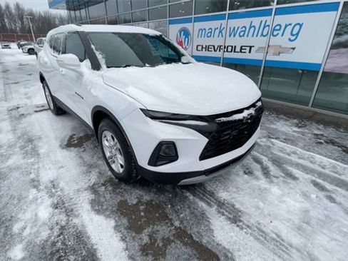 Used 2021 Chevrolet Blazer LT image 2
