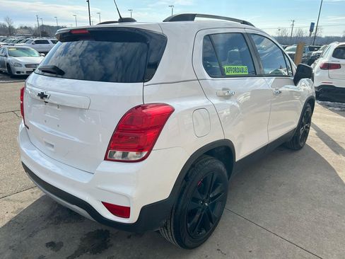 Used 2018 Chevrolet Trax LT w/ Redline Edition image 5