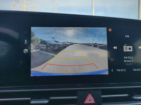 New 2026 Hyundai Elantra Limited image 24