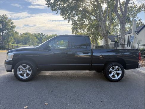 Used 2008 Dodge Ram 1500 Truck SLT RWD image 2