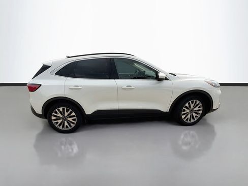 Used 2020 Ford Escape Titanium AWD/4WD image 9