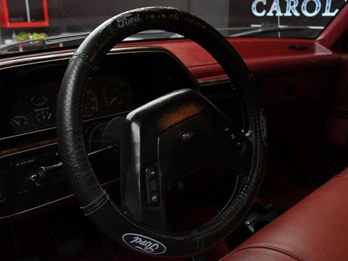 Used 1988 Ford F250 4x4 Regular Cab image 19
