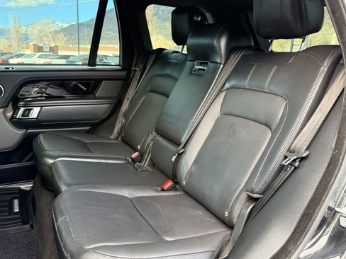 Used 2020 Land Rover Range Rover Long Wheelbase HSE image 21