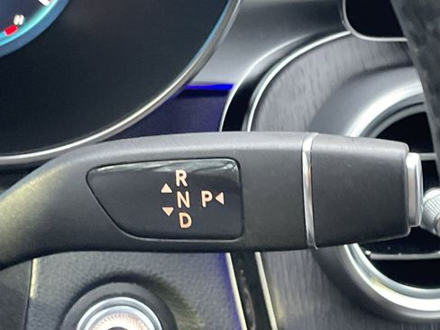 Certified 2022 Mercedes-Benz GLC 300 4MATIC w/ Driver Assistance Package image 29