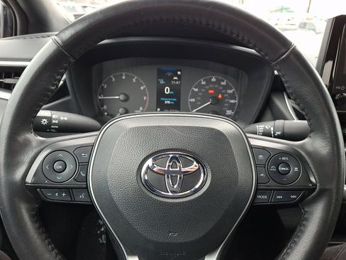 Used 2024 Toyota Corolla SE w/ SE Convenience Package FWD image 18