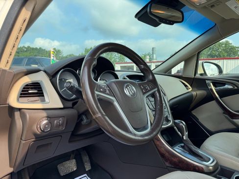 Used 2012 Buick Verano Leather FWD image 14