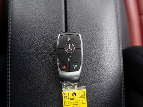 Used 2022 Mercedes-Benz GLC 300 GLC 300 image 36