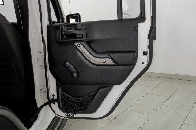 Used 2017 Jeep Wrangler Unlimited Sport AWD/4WD image 43