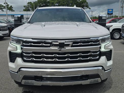 Used 2024 Chevrolet Silverado 1500 LTZ AWD/4WD image 8