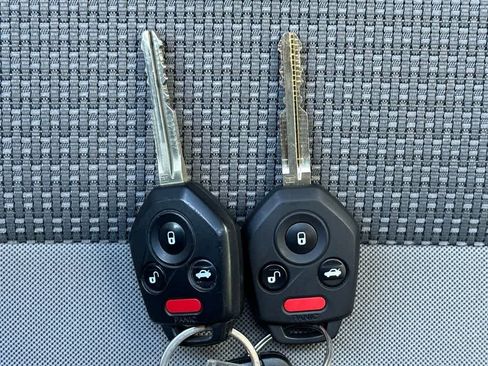 Used 2023 Subaru Outback Premium image 21