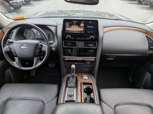Used 2024 Nissan Armada SL w/ Captain's Chairs Package image 17