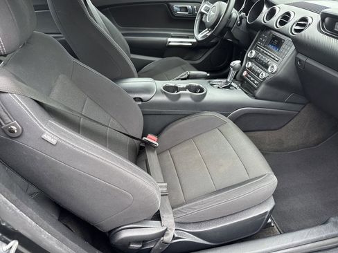 Used 2016 Ford Mustang Coupe w/ Equipment Group 051A RWD image 13