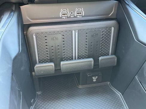 New 2026 RAM 3500 Laramie w/ Night Edition AWD/4WD image 19