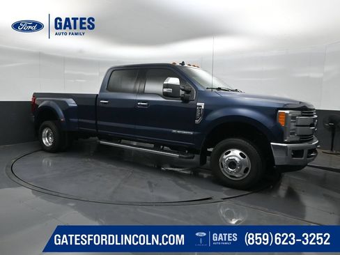 Used 2019 Ford F350 Lariat w/ Lariat Ultimate Package AWD/4WD image 1