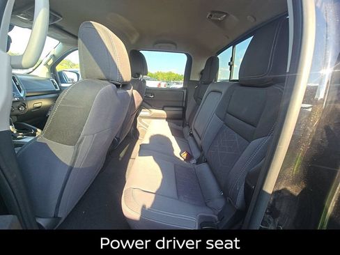 Certified 2025 Nissan Frontier SV AWD/4WD image 7