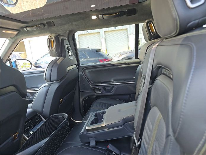 Used 2024 Rivian R1S Adventure Dual AWD/4WD image 6