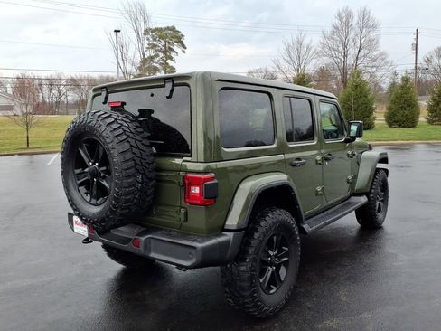 Used 2021 Jeep Wrangler Unlimited Sahara AWD/4WD image 5