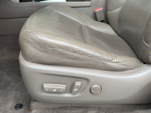 Used 2018 Lexus GX 460 Premium w/ Premium Package AWD/4WD image 14