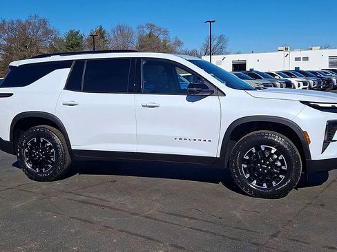 New 2026 Chevrolet Traverse Z71 w/ Driver Confidence Package image 4