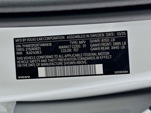 New 2026 Volvo XC90 B5 Core image 32