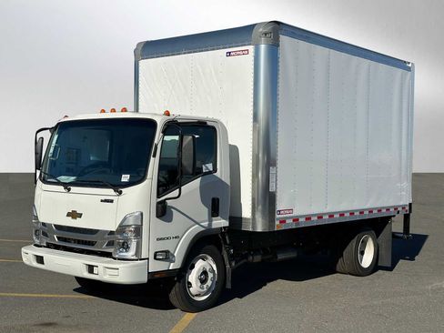 New 2025 Chevrolet Low Cab Forward 5500HG RWD image 7