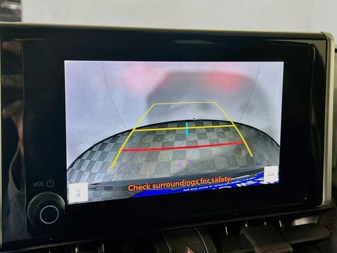 Certified 2025 Toyota RAV4 LE AWD/4WD image 12
