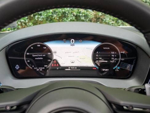 New 2025 Porsche Panamera image 22